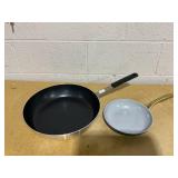 2PCS Miscellaneous Frying Pans