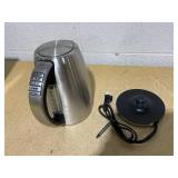 Cuisinart PerfecTemp Cordless Electric Kettle with Preset Temperature Controls