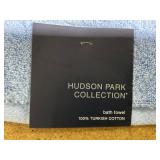 LOT OF 4 Hudson Park Collection Luxe Turkish Bath Towel - 100% Exclusive