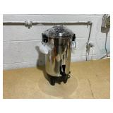 HomeCraft HCCU30SS Quick-Brewing 1000-Watt Automatic 30-Cup Coffee Urn