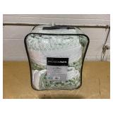 4PCS King Size Madison Park Quilt Set, Seersucker Floral Coverlet for Beds, All Season Lightweight Bedding, Farmhouse Quilt Set