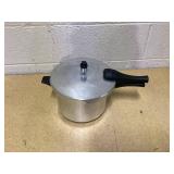 Farberware 6-Quart Aluminum Stovetop Pressure Cooker