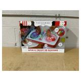 FAO Schwarz Spin and Twist 3D Art Glow Kit Art Set Drawing Kit Storage