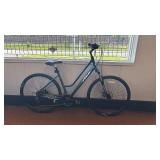 Fuji Crosstown 1.5 Hybrid Bike - Size Large - NEW