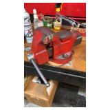 Columbian D44-M3 Bench Vise
