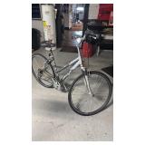 Fuji Del Ray Hybrid Bike