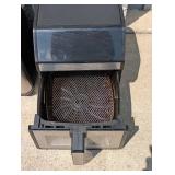 (2) AIR FRYERS ( GOURMIA + SIR LA TABLE)