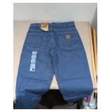 NEW CARHARTT RELAXED FIT TAPERED LEG JEANS (SIZE 32)