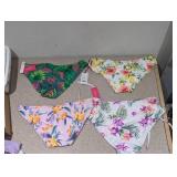(4) NEW WOMENS ASSORTED SWIMWEAR BOTTOMS (LARGE)