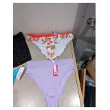 (4) NEW WOMENS ASSORTED SWIMWEAR BOTTOMS (LARGE)
