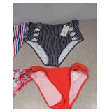 (4) NEW ASSORTED WOMEN’S SWIMWEAR BOTTOMS (MEDIUM)