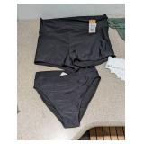 (4) NEW ASSORTED WOMEN’S SWIMWEAR BOTTOMS (MEDIUM)