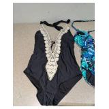 (2) NEW ASSORTED ONE PIECE WOMENS SWIMSUITS (MEDIUM)
