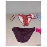 (4) NEW ASSORTED WOMEN’S SWIMWEAR BOTTOMS (SMALL)
