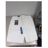 NEW DICKIES UTILITY SHORT RELAXED FIT (SIZE 30 W/ 11” INSEAM)