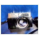 Minolta Hi-Matic 7s Camera with Original Case, Strap, and Flash