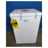 BLACK+DECKER 3.5 Cu. Ft. Chest Freezer
