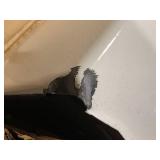 Bootz Industries Aloha 60 in. x 30 in. Soaking Bathtub with Right Drain in White Damaged  Customer Returns See Pictures