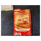 9 Pouches of Betty Crocker Pizza Crust