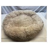 MM. Fluffy Dog Bed-New in Plastic 19"