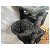 Large Cat Tree / Cat House