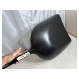 Brand New Bully Tools Poly Scoop Shovel