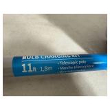 New Unger 11ft  Telescoping Light Bulb Changing Tool
