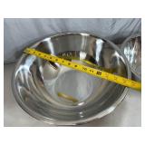 2 New Large Bene Casa Stainless Steel Mixing Bowls