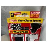 New Pack of 18 Ruby Space Triangles For Closet Organization