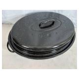 New Large Enamel Roaster Pan with Lid