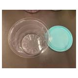 Set of 4 Plastic Storage Containers with Colorful Silicone Lids