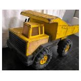 Vintage Tonka Dump Truck
