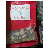 Geodes, agates, gems and stones