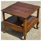 Wooden 2-Teir end table