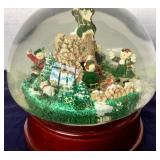 Group of 4 Snow Domes