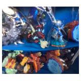 Skylander Giants Storage Case w/ (Approx.) 50 Figures