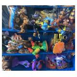 Skylanders Giants Storage Case w/ (approx.) 35 Figures