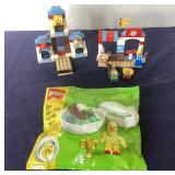 LEGO Sponge Bob Square Pants Glove World Set + Chicken Skater Pod Set