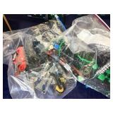 LEGO DC Comics Superheroes: The Batcave + Other Elements