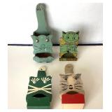 4 Vintage Wooden Wall Mounted Match Boxes: Lot#3