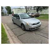 2011 FORD FOCUS SE *ONE OWNER* (NO RESERVE)