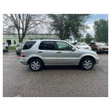 2004 MERCEDES-BENZ M-CLASS ML 350 *NO ACCIDENTS*