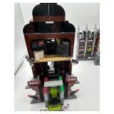 LEGO Batman Movie Arkham Asylum Set 70912 with Minifigures