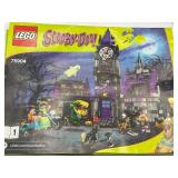 LEGO Scooby-Doo Haunted Lighthouse and Mystery Machine Sets