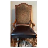 Henredon Dining Table with 8 Upholstered Chairs Set