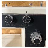 Montgomery Ward Sewing Machine UHT J1429