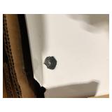 Bootz Industries Aloha 60 in. x 30 in. Soaking Bathtub with Right Drain in White Damaged Customer Returns See Pictures