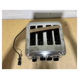 Cuisinart  Classic 4-Slice Toaster