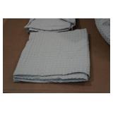 King Comforter with 2 Pillowcases