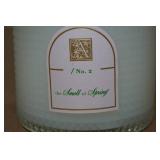 Aromatique 6oz Candle - Smell of Spring